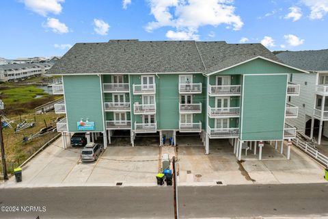 Condominium in Carolina Beach NC 111 Florida Avenue.jpg