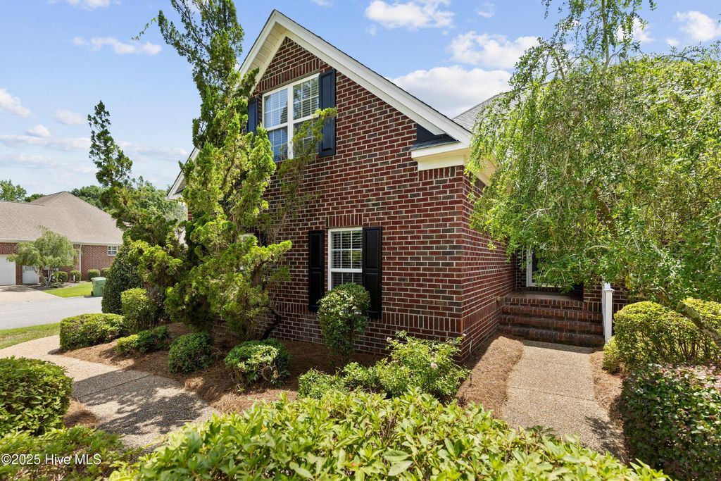 Photo of 1008 Sabal Court, Wilmington, NC 28409 (MLS # 100519382)