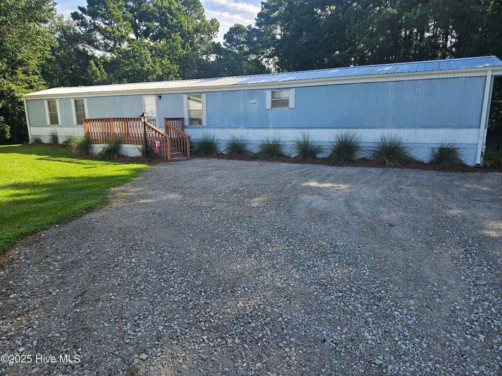 Photo of 123 Deer Run Road, Hampstead, NC 28443 (MLS # 100521796)