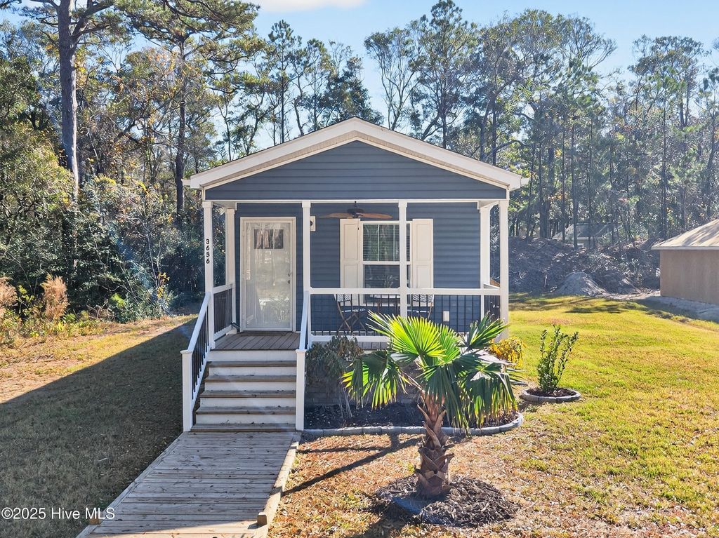 Photo of 3656 Lakeview Drive SW, Supply, NC 28462 (MLS # 100542512)