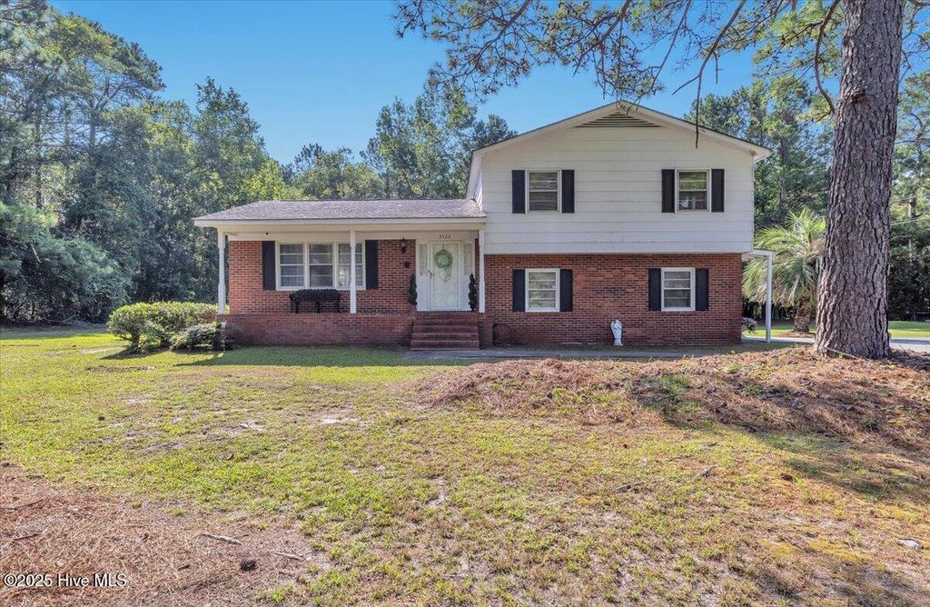 Photo of 3522 Emerson Drive, Castle Hayne, NC 28429 (MLS # 100520129)