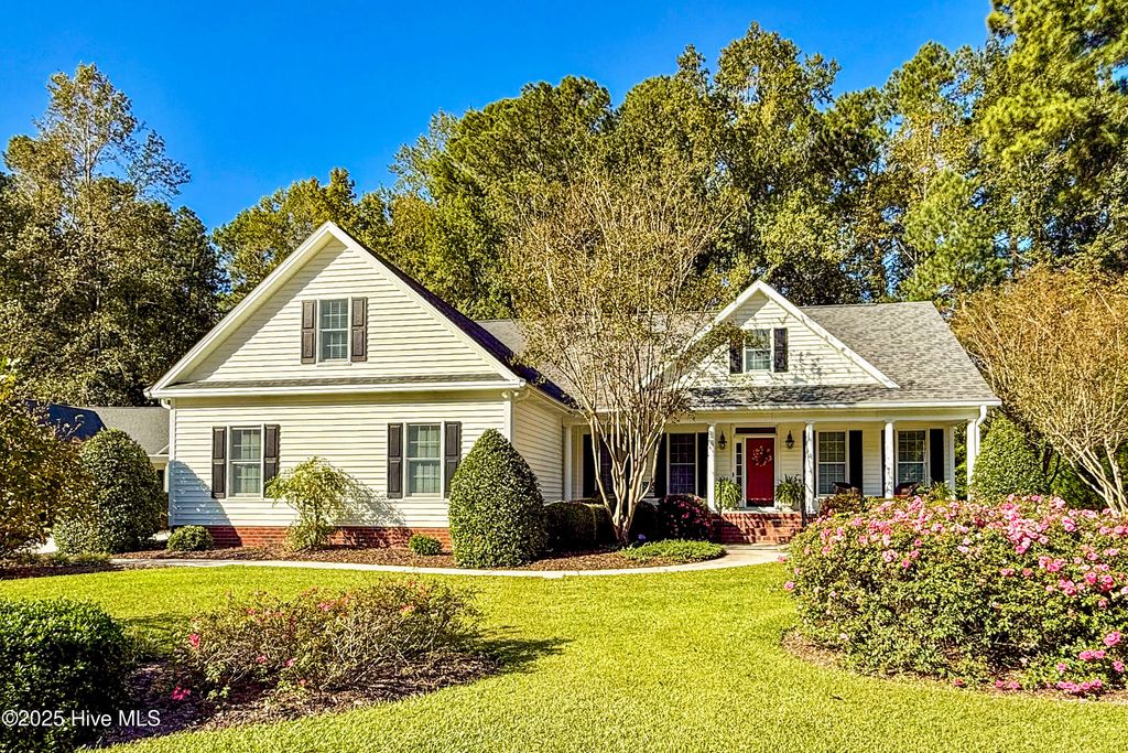 Photo of 120 Nyon Road, New Bern, NC 28562 (MLS # 100535583)