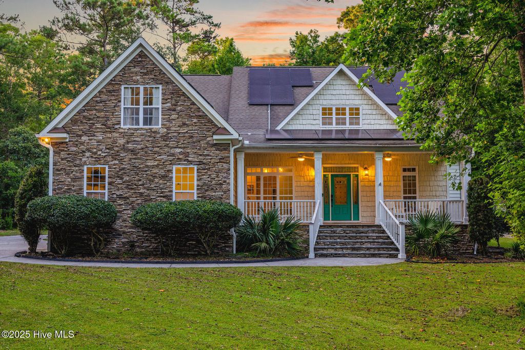 Photo of 104 Coots Trail, Hampstead, NC 28443 (MLS # 100520720)