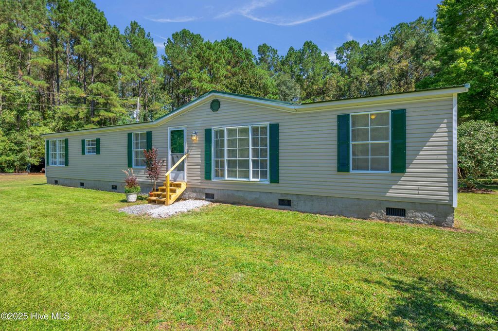 Photo of 3213 Rooks Road, Atkinson, NC 28421 (MLS # 100528803)