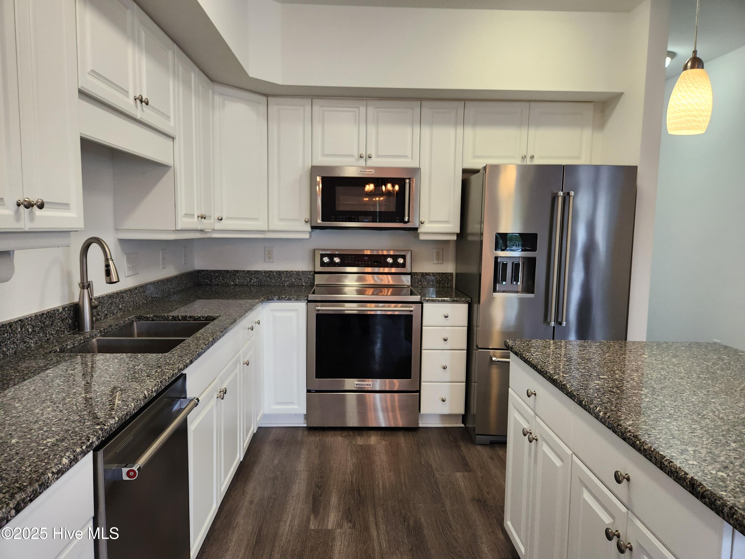 300 Lighthouse Lane A-3