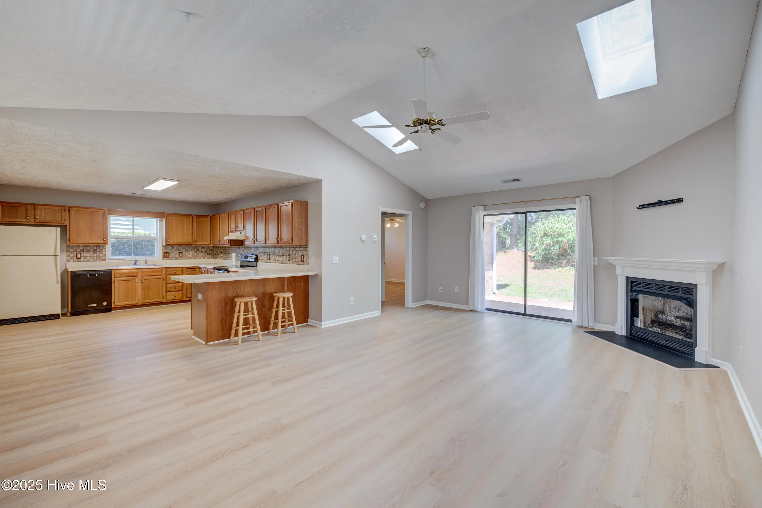 Wilmington, North Carolina 28412, United States, 3 Bedrooms Bedrooms, ,2 BathroomsBathrooms,Residential,Active,205117