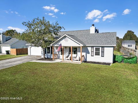 Tiny photo for 113 Parnell Road, Hubert, NC 28539 (MLS # 100539752)