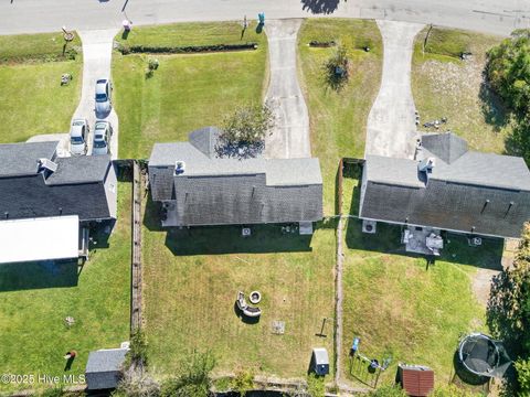 Tiny photo for 113 Parnell Road, Hubert, NC 28539 (MLS # 100539752)