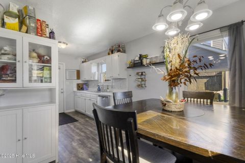 Tiny photo for 113 Parnell Road, Hubert, NC 28539 (MLS # 100539752)