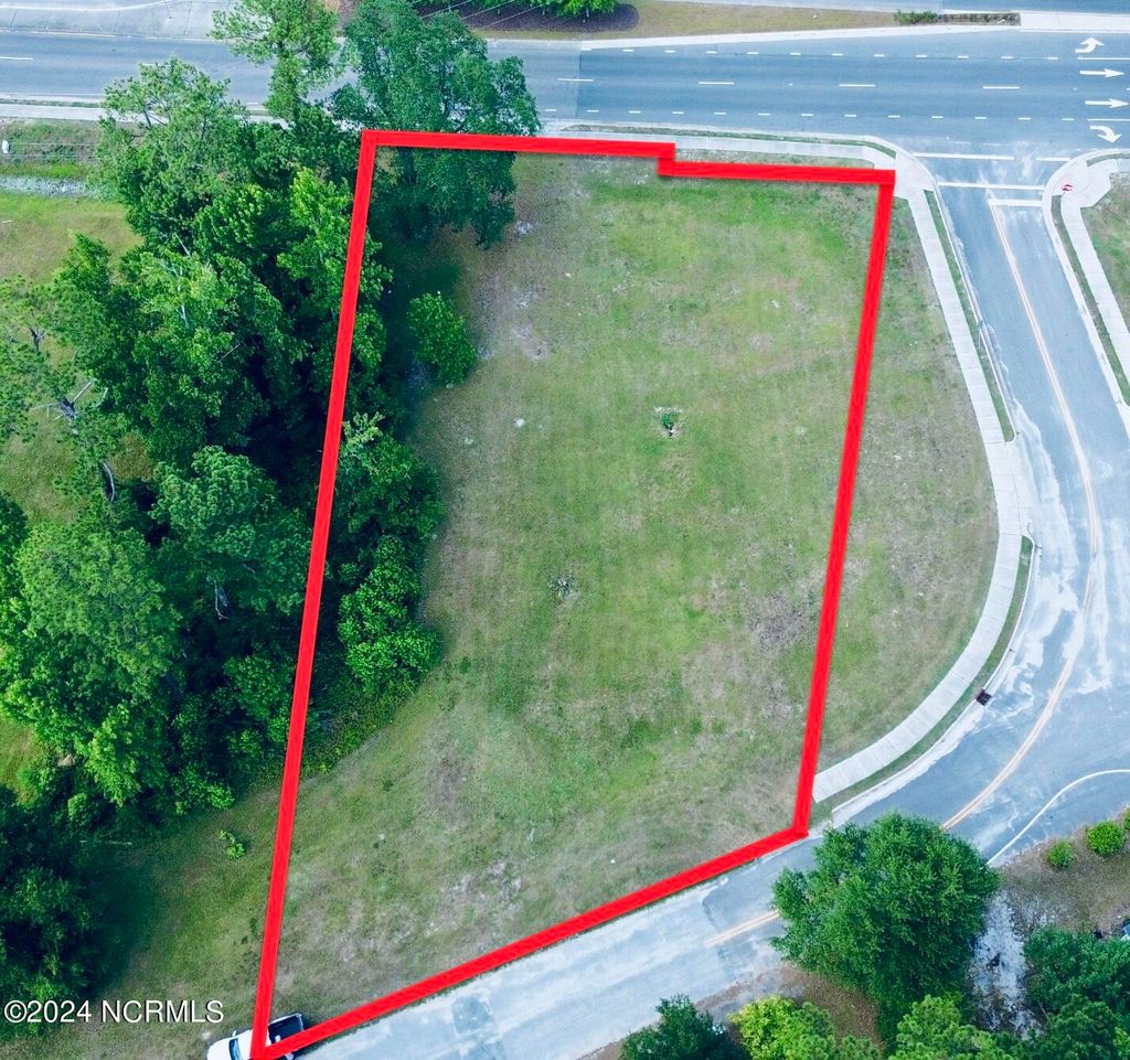 Photo of 307 Village Road NE, Leland, NC 28451 (MLS # 100454771)