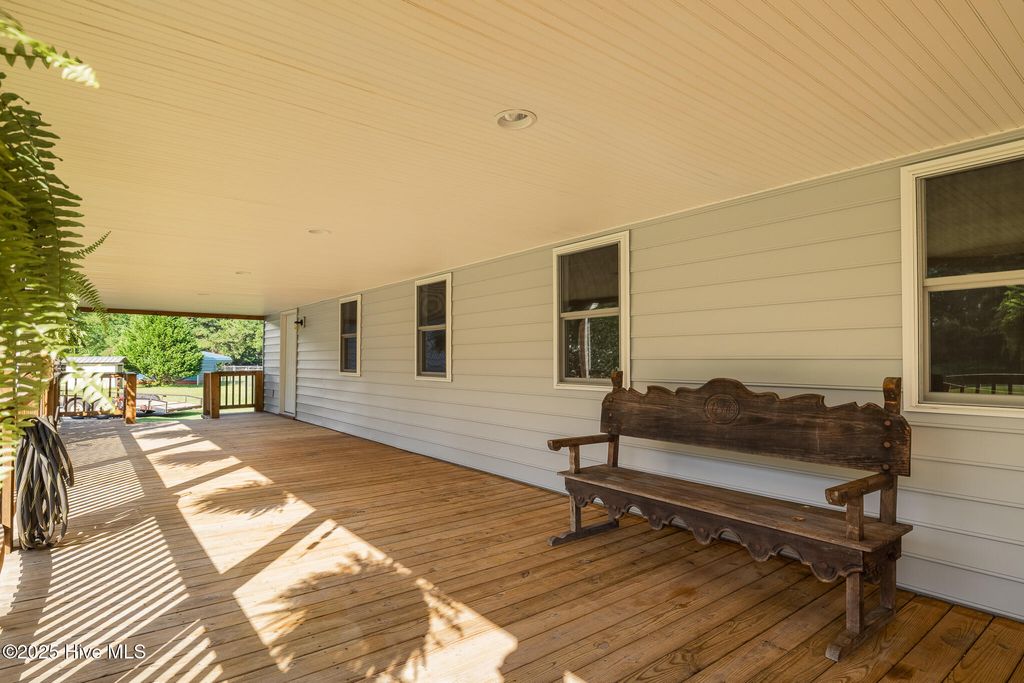 Photo of 161 Howard Lane, Swansboro, NC 28584 (MLS # 100517979)
