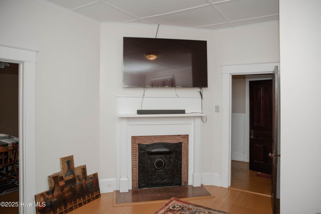 listing image 52