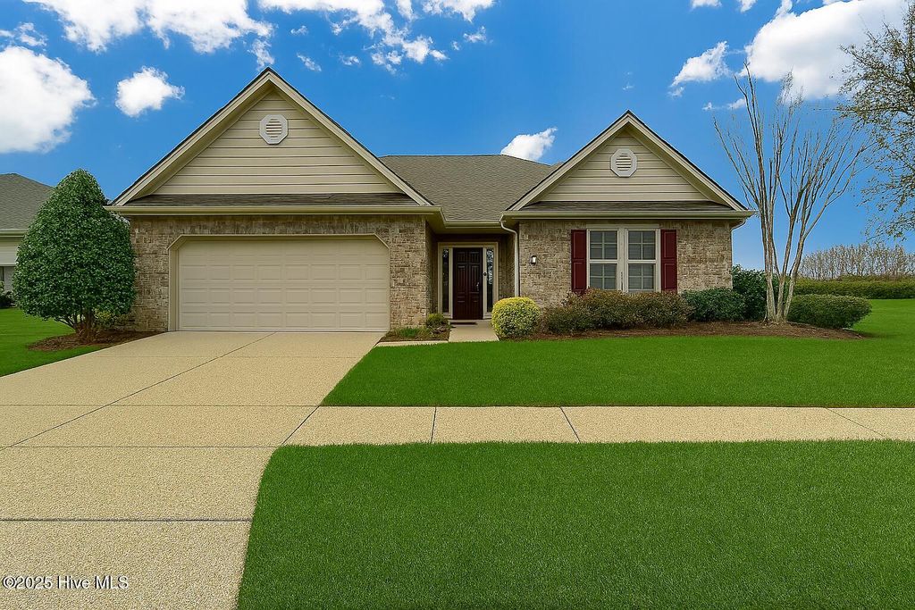 Photo of 207 N Palm Drive, Winnabow, NC 28479 (MLS # 100505127)