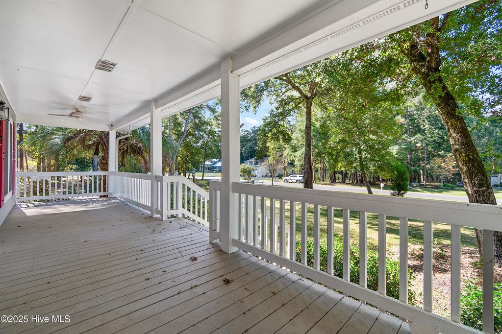 Photo of 1611 Gores Landing Road SW, Ocean Isle Beach, NC 28469 (MLS # 100537451)