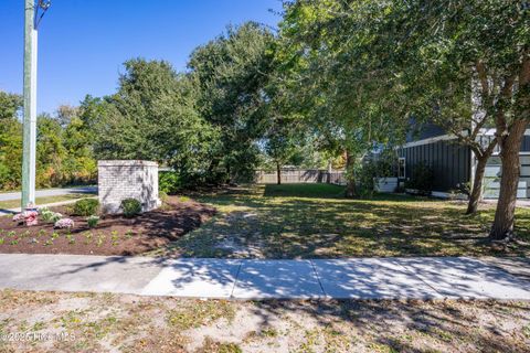 Tiny photo for 1 Diamond Point Court, Surf City, NC 28445 (MLS # 100537639)