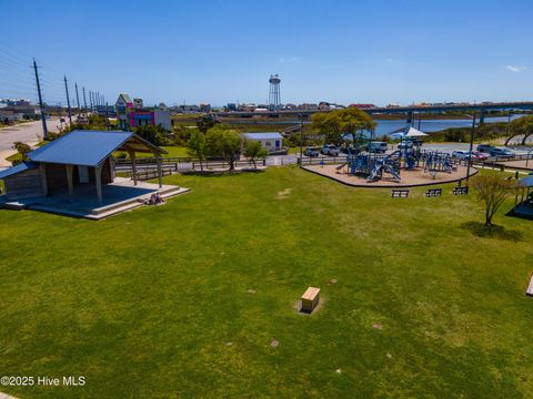 Tiny photo for 1 Diamond Point Court, Surf City, NC 28445 (MLS # 100537639)