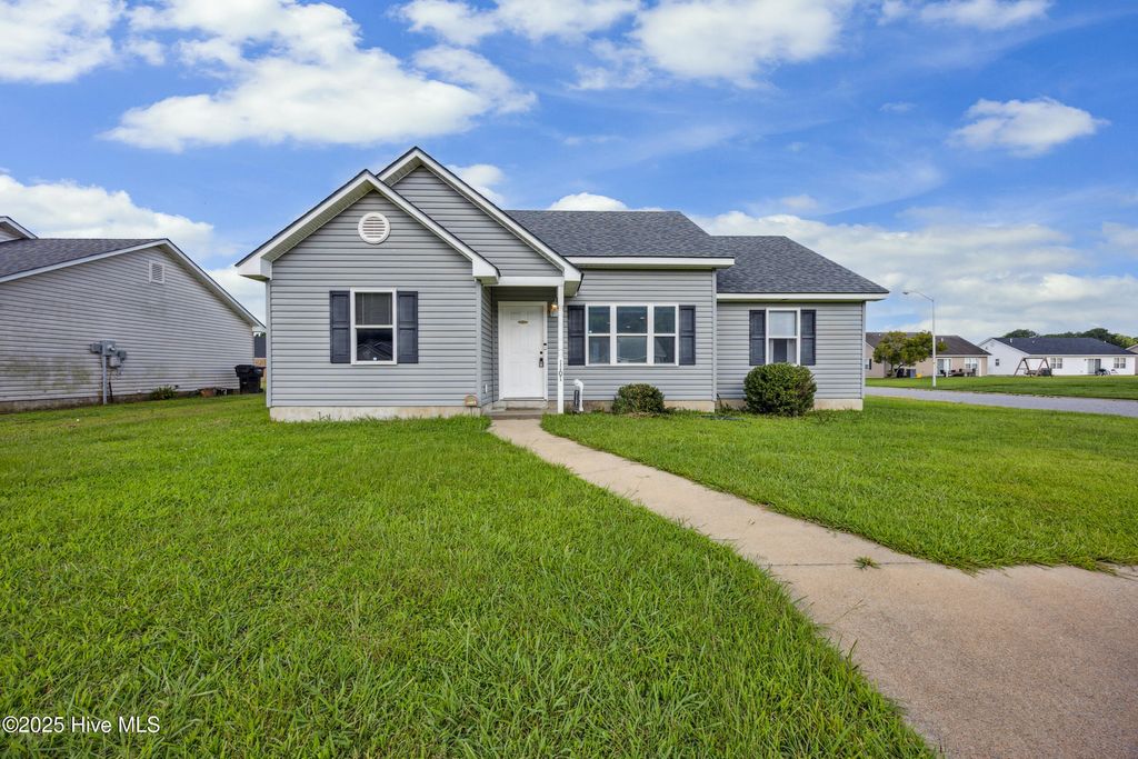 Photo of 1101 Jessica Street, Elizabeth City, NC 27909 (MLS # 100520187)
