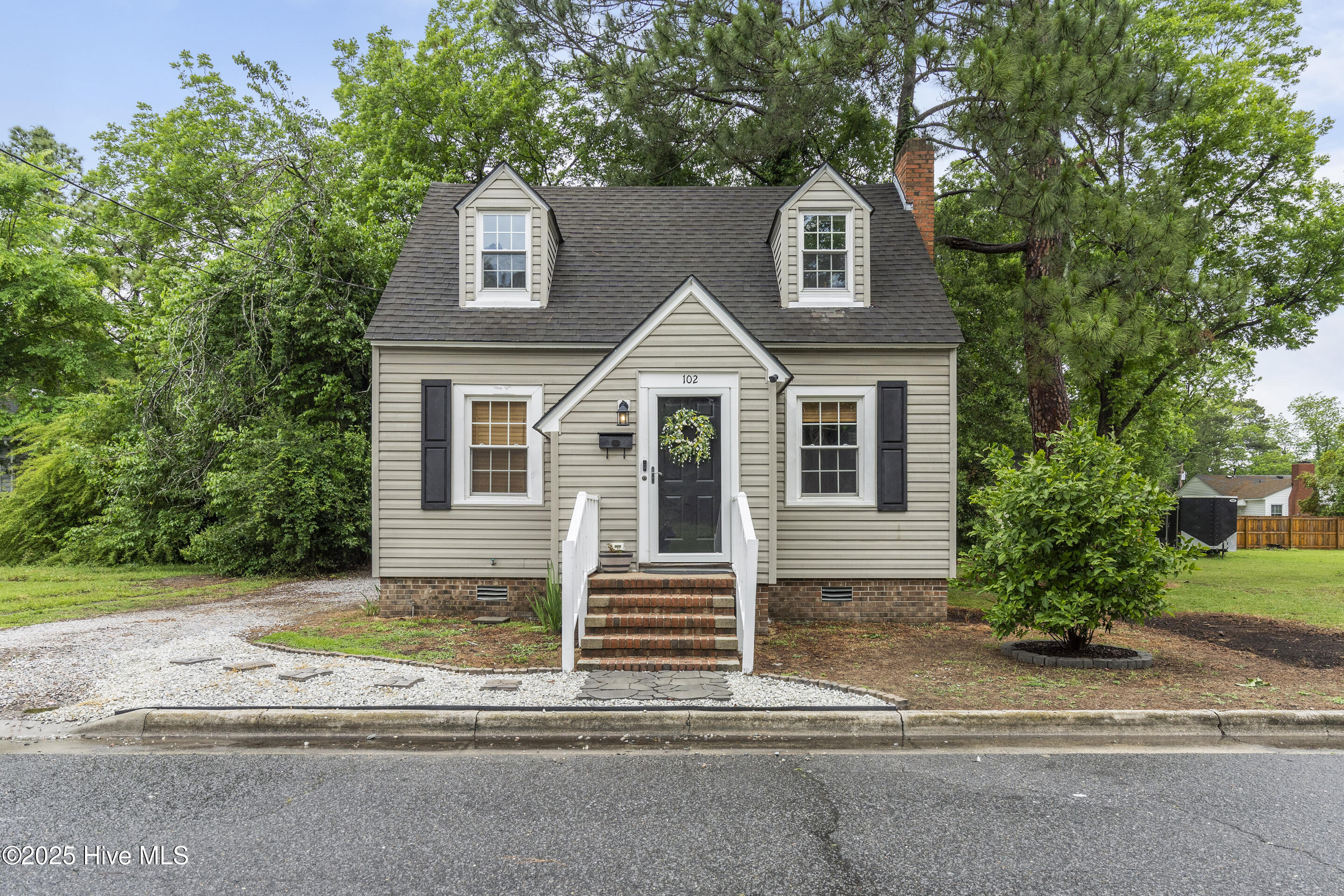 Listing image 1