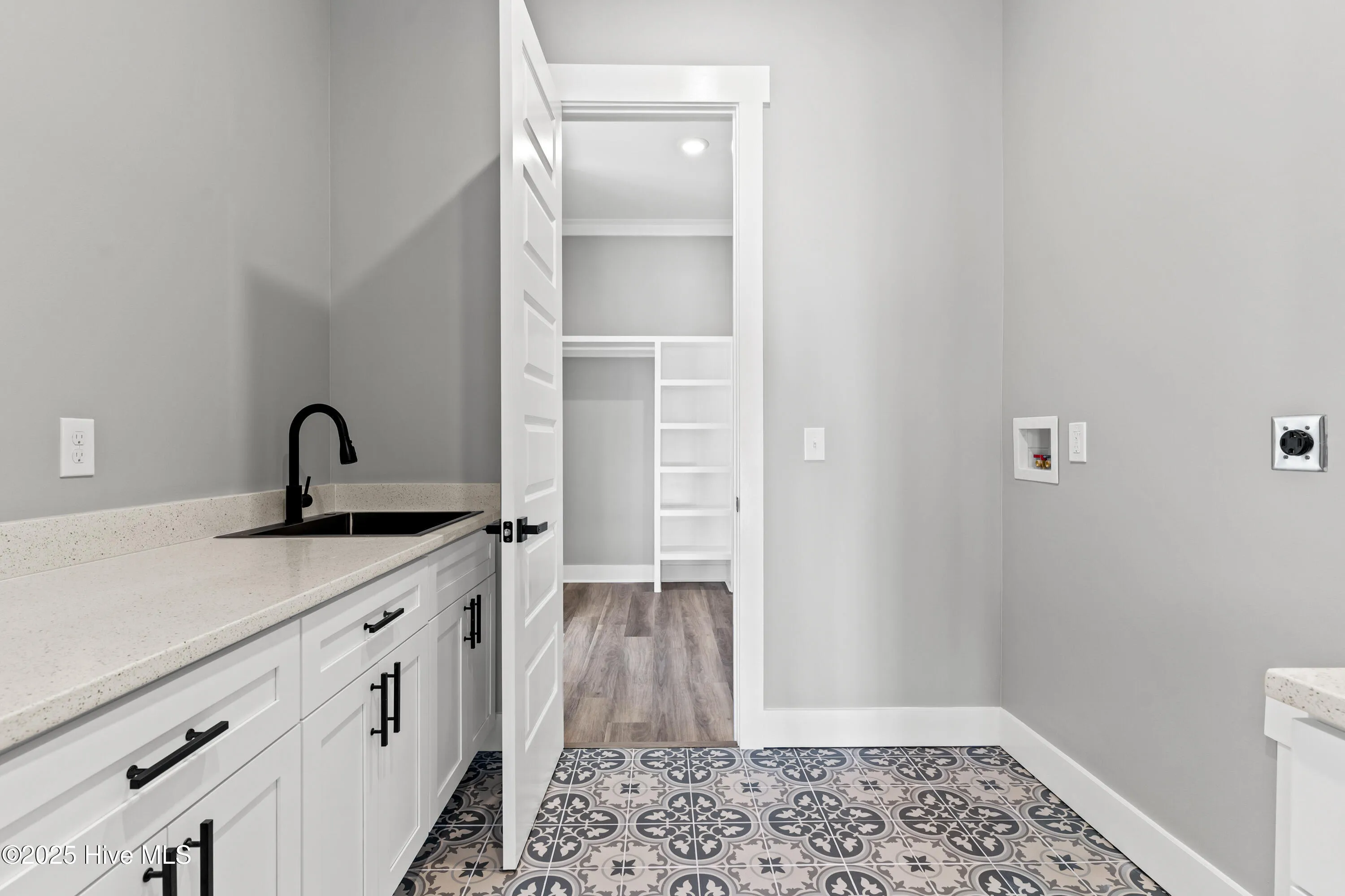 Calabash, North Carolina 28467, United States, 4 Bedrooms Bedrooms, ,4 BathroomsBathrooms,Residential,Pending,2770