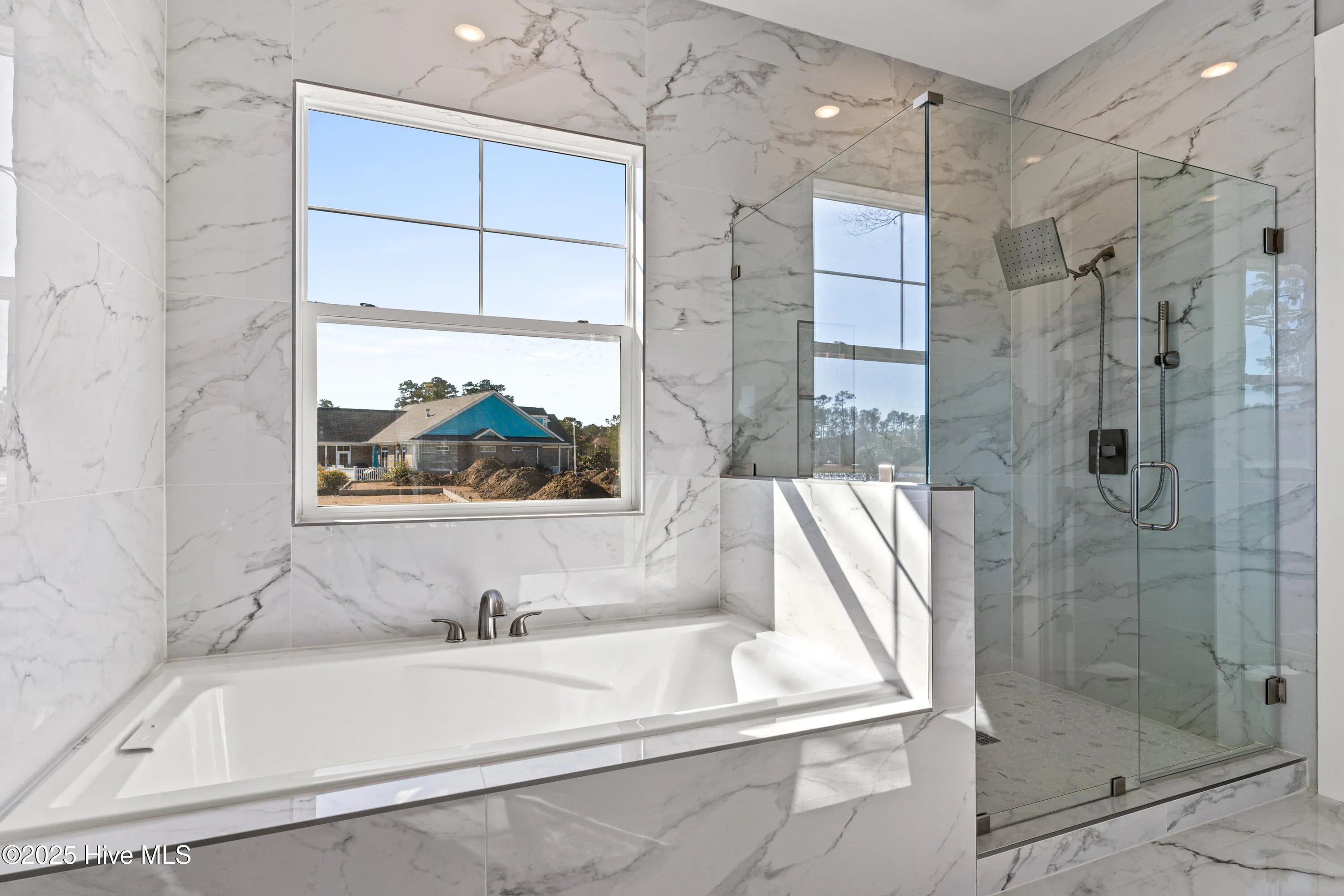 Calabash, North Carolina 28467, United States, 4 Bedrooms Bedrooms, ,4 BathroomsBathrooms,Residential,Pending,2770