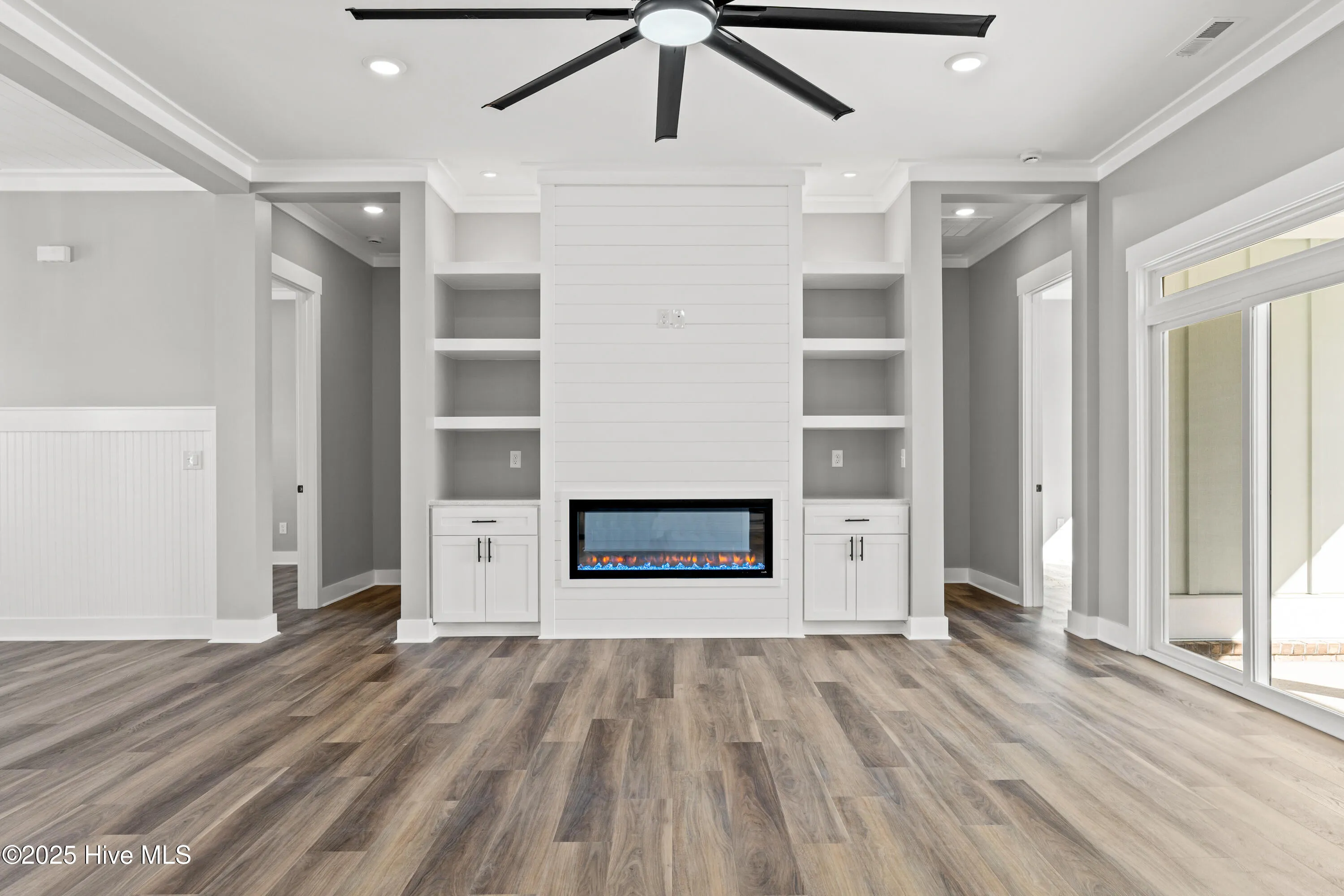 Calabash, North Carolina 28467, United States, 4 Bedrooms Bedrooms, ,4 BathroomsBathrooms,Residential,Pending,2770