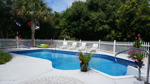 A home in Emerald Isle