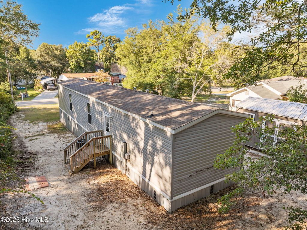 Photo of 644 Harbor Drive SE, Bolivia, NC 28422 (MLS # 100531228)