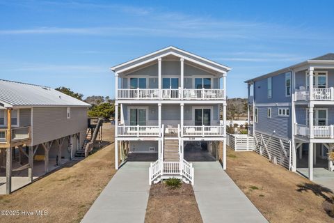 A home in Oak Island