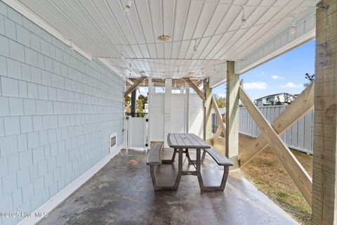 A home in Oak Island