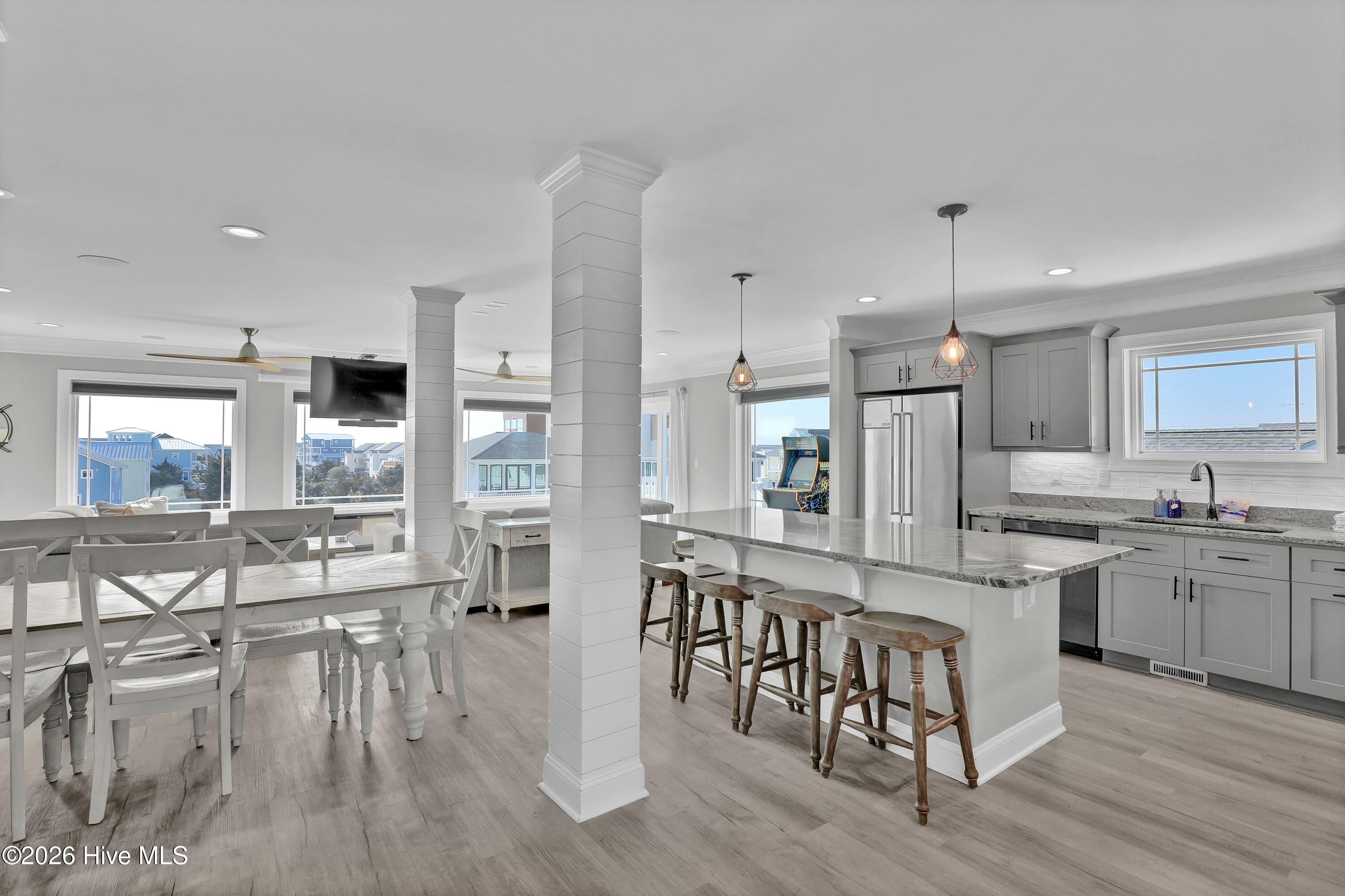 106 Charlotte Avenue