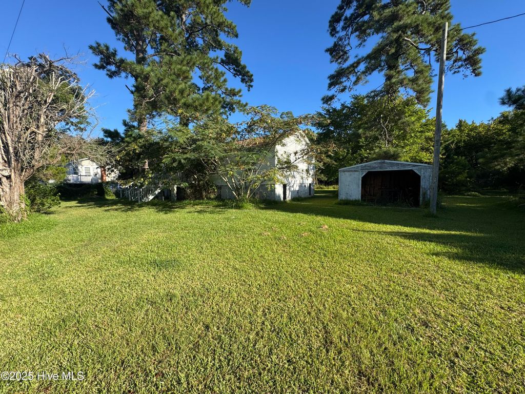 Photo of 730 Old Pamlico Beach Road Road, Belhaven, NC 27810 (MLS # 100529499)