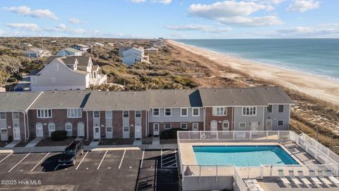 A home in Pine Knoll Shores