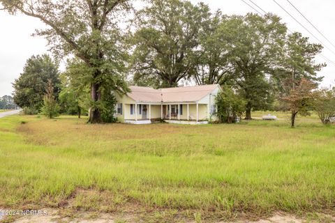 A home in Roseboro