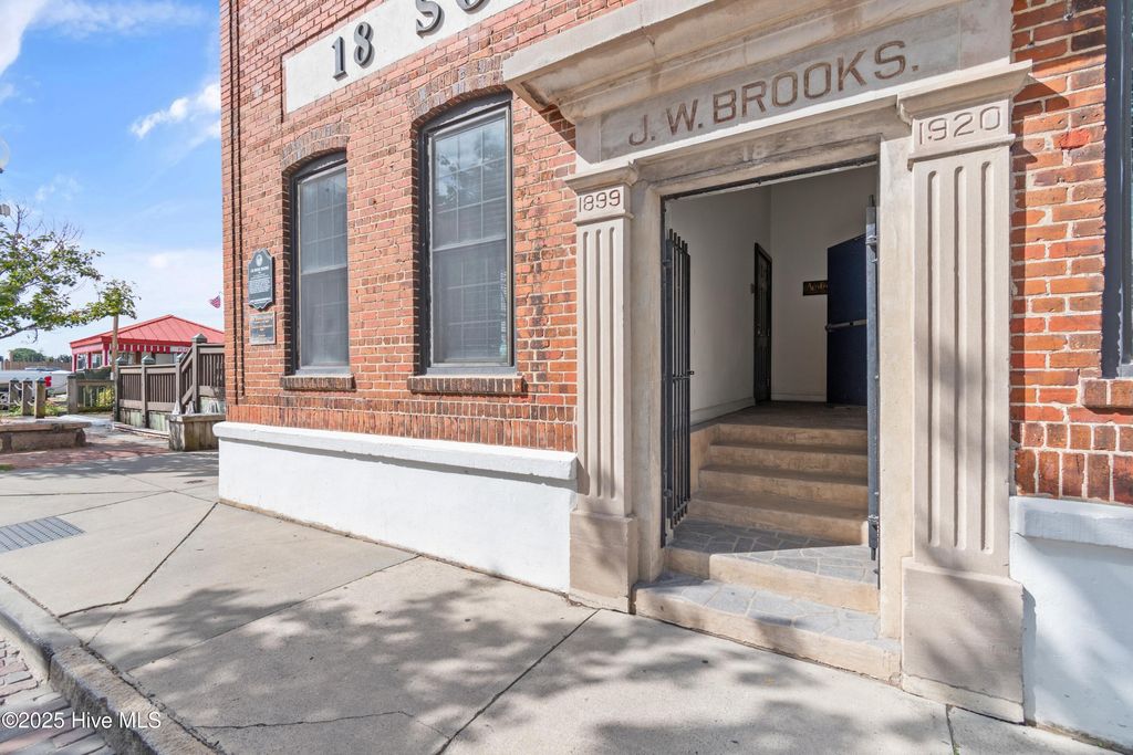 Photo of 18 S Water Street #Ste 1, Wilmington, NC 28401 (MLS # 100534631)