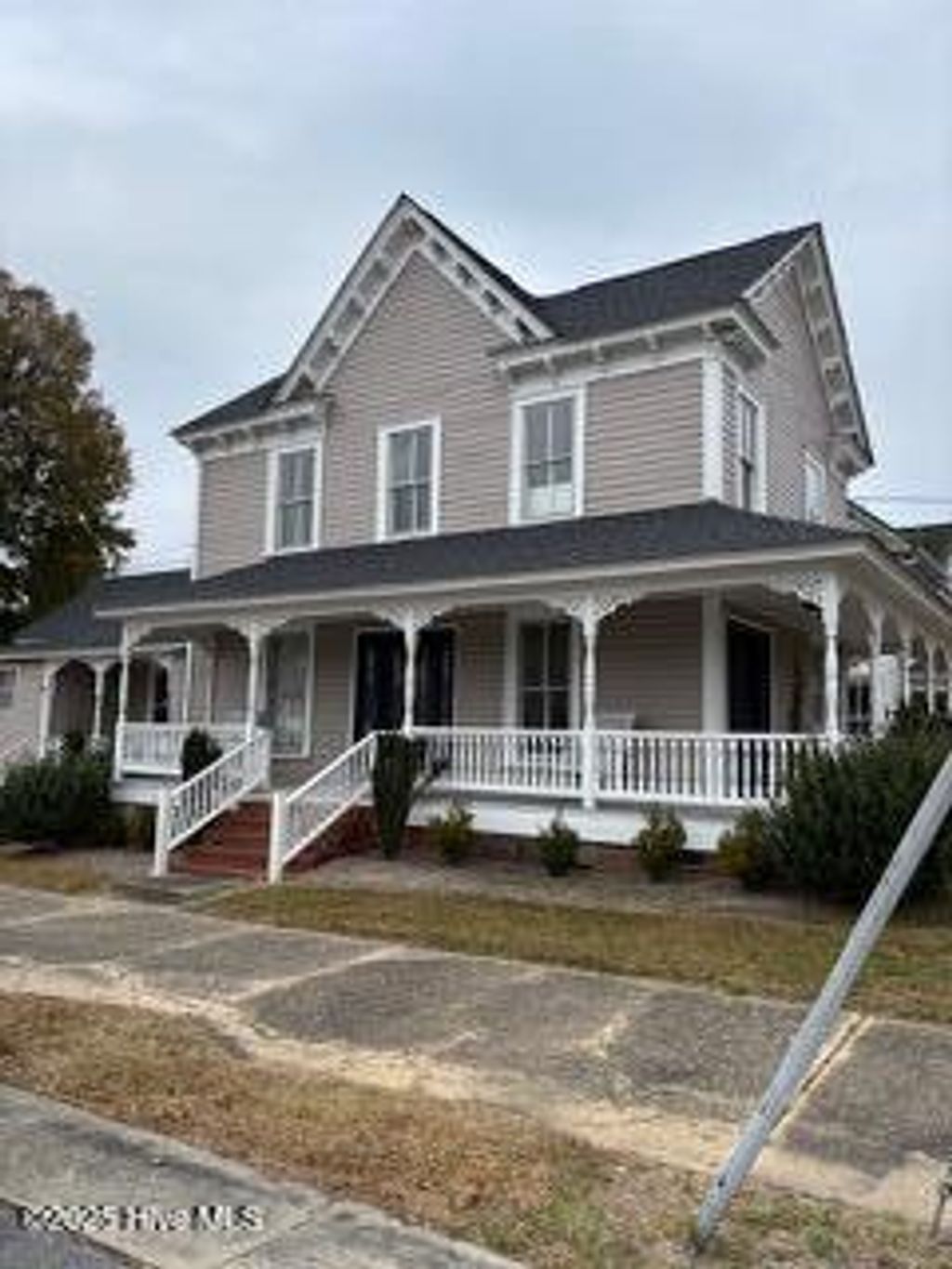 Photo of 122 Washington Street, Plymouth, NC 27962 (MLS # 100544055)