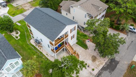 A home in Oak Island