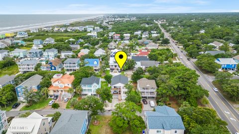 A home in Oak Island