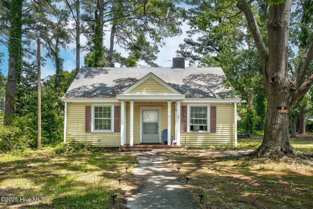 Photo of 940 Hill Street, Rocky Mount, NC 27801 (MLS # 100510713)