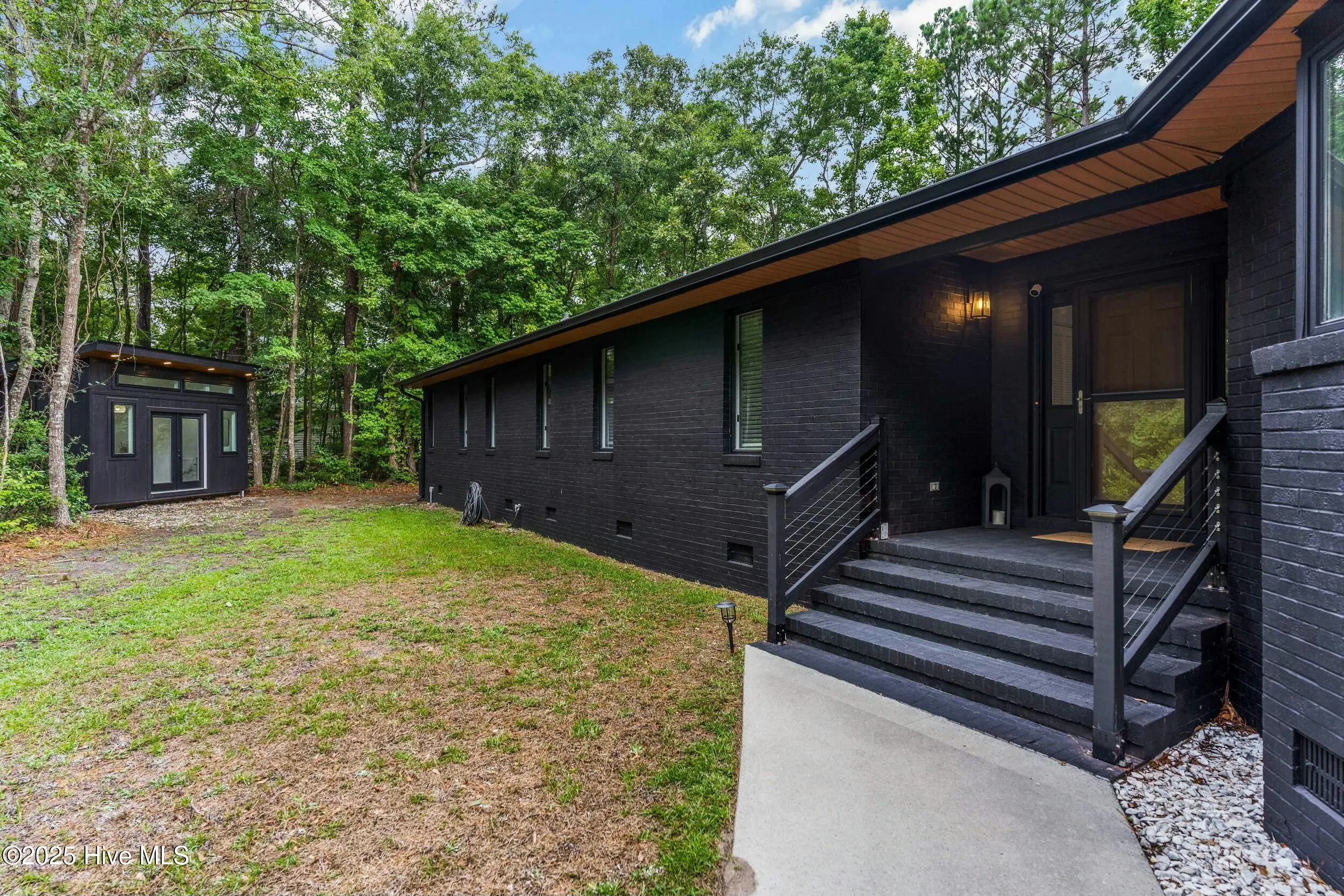 Hampstead, North Carolina 28443, United States, 3 Bedrooms Bedrooms, ,4 BathroomsBathrooms,Residential,Pending,6322