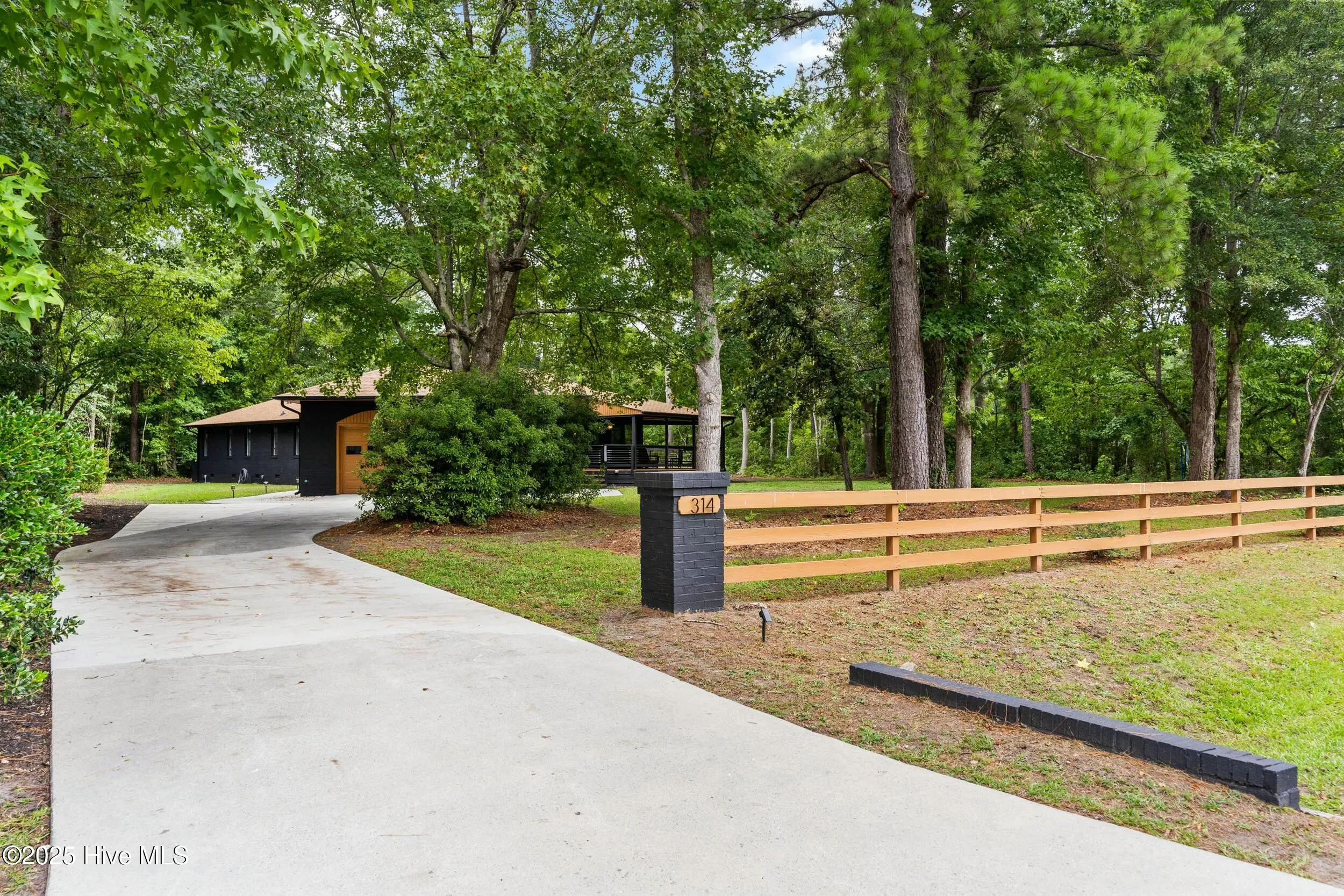 Hampstead, North Carolina 28443, United States, 3 Bedrooms Bedrooms, ,4 BathroomsBathrooms,Residential,Pending,6322