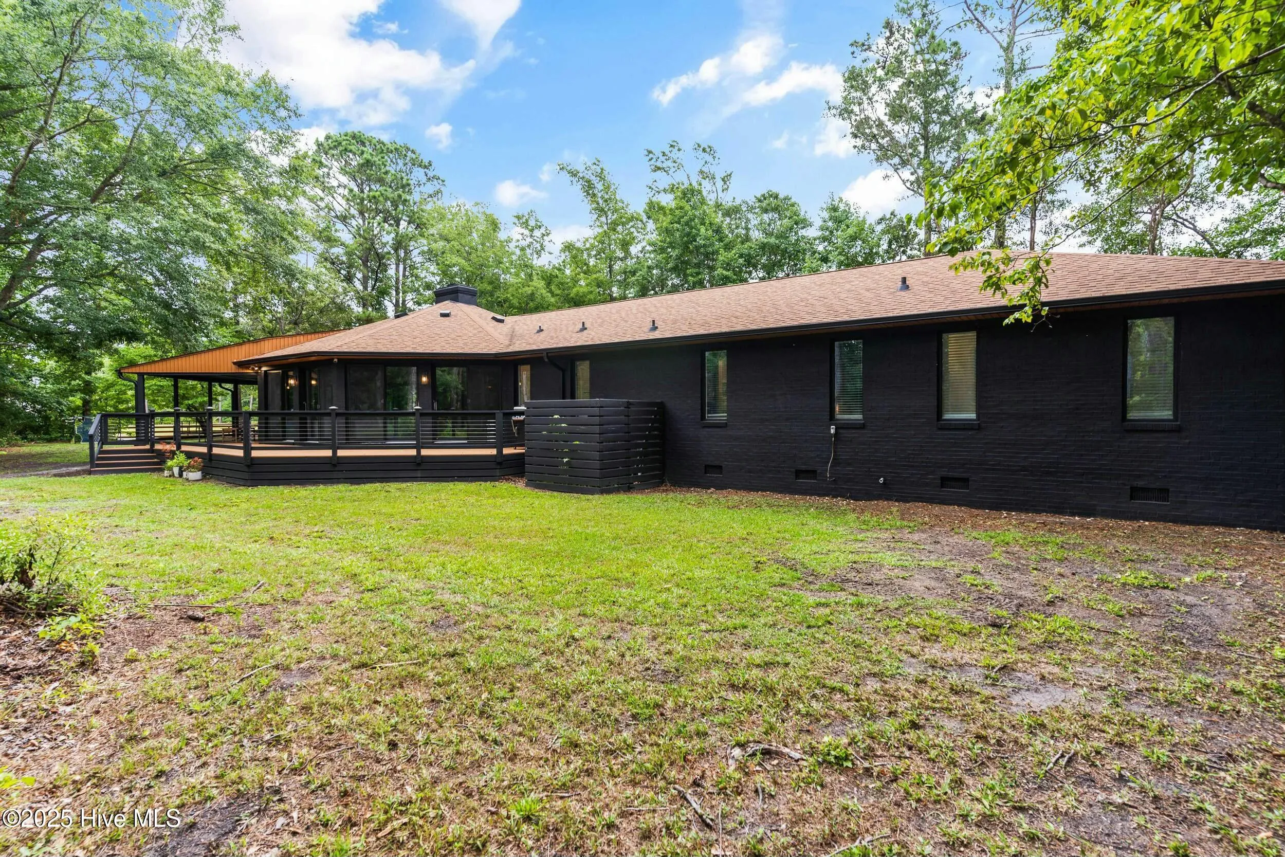 Hampstead, North Carolina 28443, United States, 3 Bedrooms Bedrooms, ,4 BathroomsBathrooms,Residential,Pending,6322