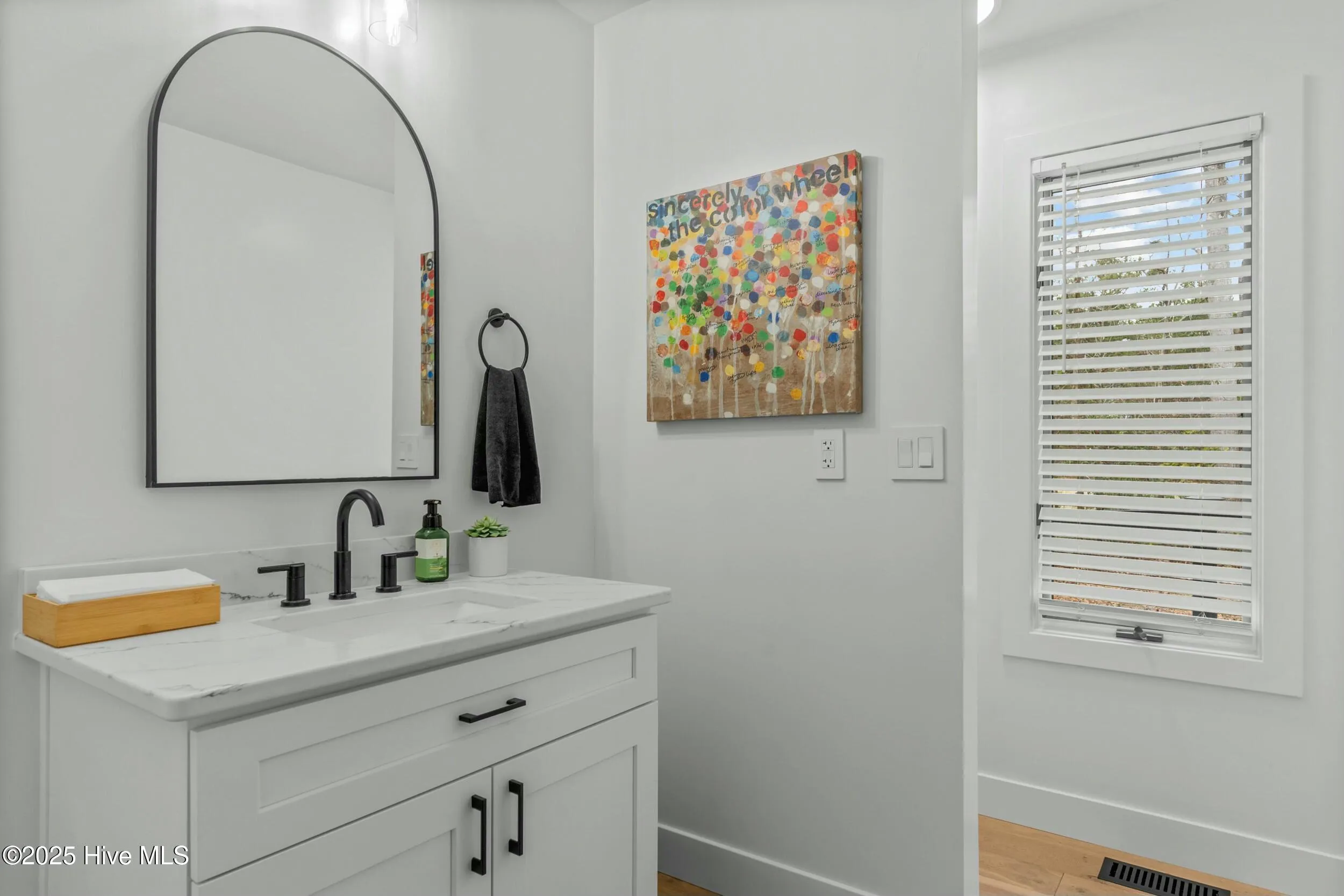 Hampstead, North Carolina 28443, United States, 3 Bedrooms Bedrooms, ,4 BathroomsBathrooms,Residential,Pending,6322