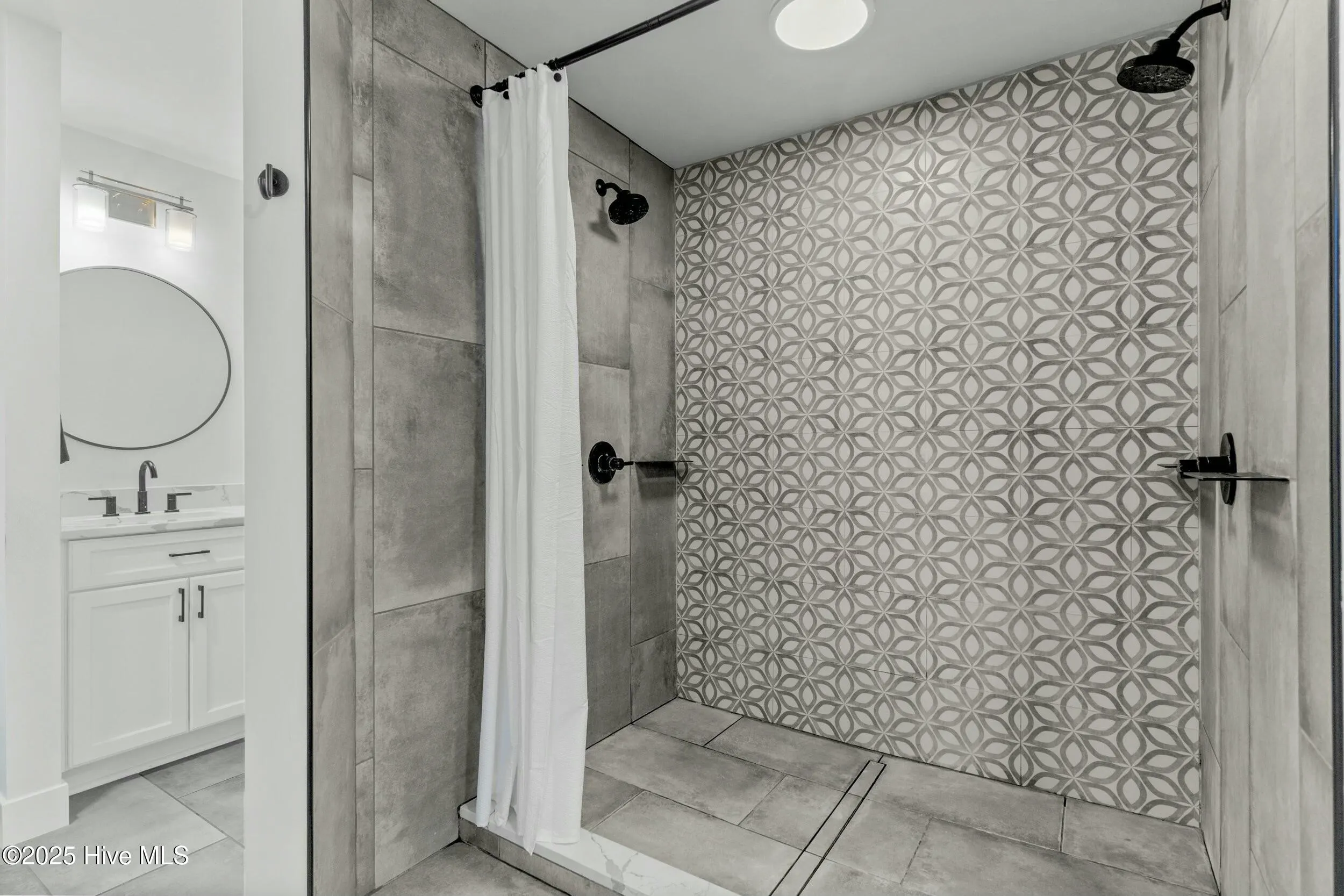 Hampstead, North Carolina 28443, United States, 3 Bedrooms Bedrooms, ,4 BathroomsBathrooms,Residential,Pending,6322