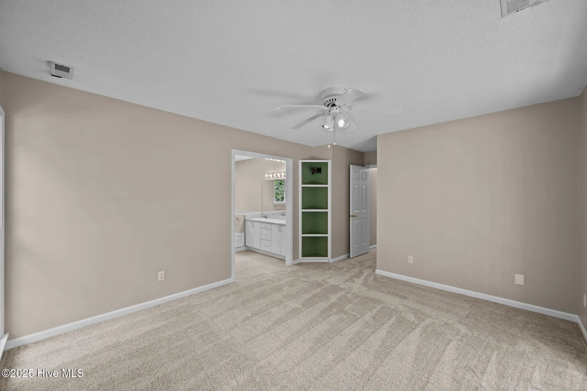 New Bern, North Carolina 28562, United States, 3 Bedrooms Bedrooms, ,2 BathroomsBathrooms,Residential,Active,224949