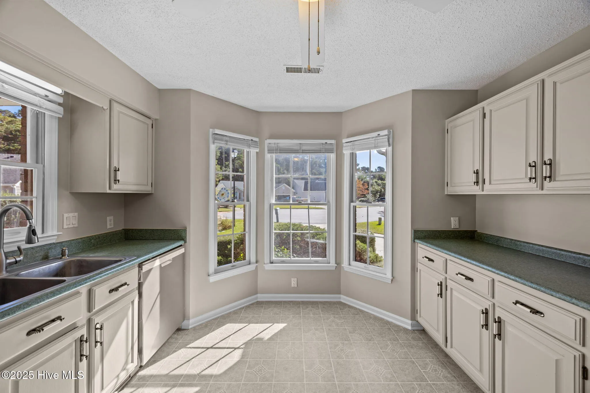 New Bern, North Carolina 28562, United States, 3 Bedrooms Bedrooms, ,2 BathroomsBathrooms,Residential,Active,224949