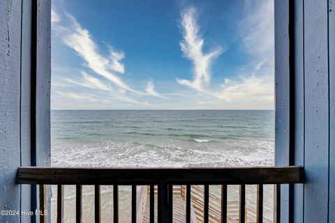 A home in North Topsail Beach