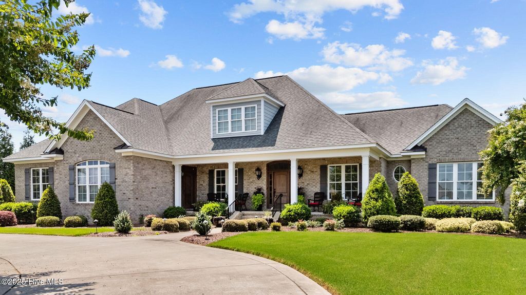 Photo of 6108 Thornbridge Way, Wilson, NC 27896 (MLS # 100520257)