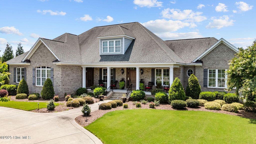 Photo of 6108 Thornbridge Way, Wilson, NC 27896 (MLS # 100520257)