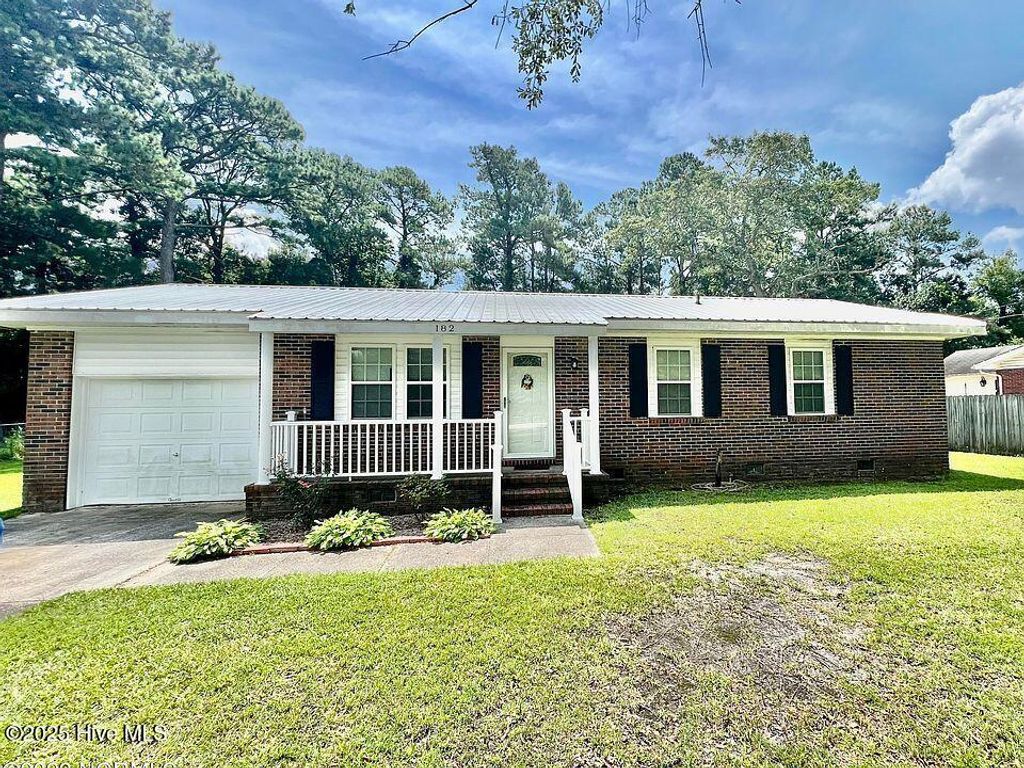 Photo of 182 Old 30 Road, Jacksonville, NC 28546 (MLS # 100542923)