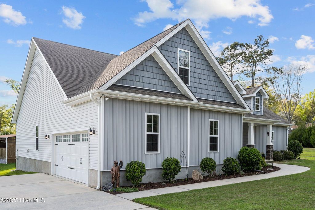 Photo of 442 Crows Nest Lane, Sneads Ferry, NC 28460 (MLS # 100509378)